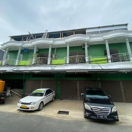 Reddoorz Plus Near Siloam Hospital Balikpapan Екстер'єр фото