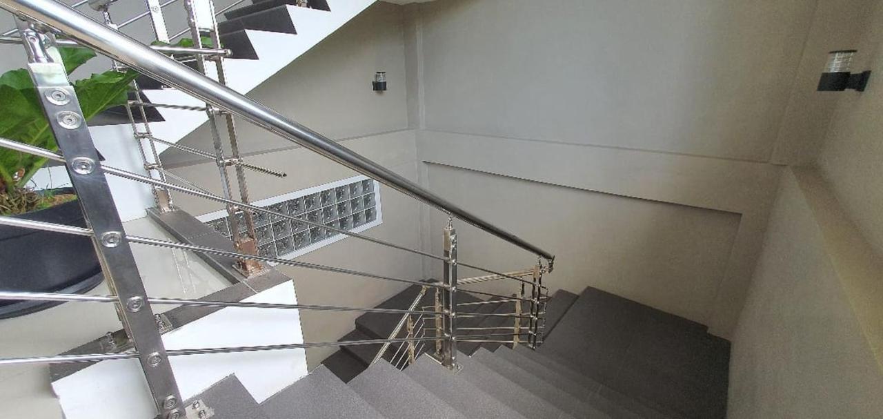 Reddoorz Plus Near Siloam Hospital Balikpapan Екстер'єр фото